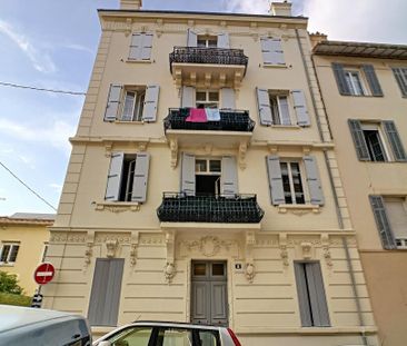 location Appartement T2 DE 48.1m² À CANNES - Photo 1