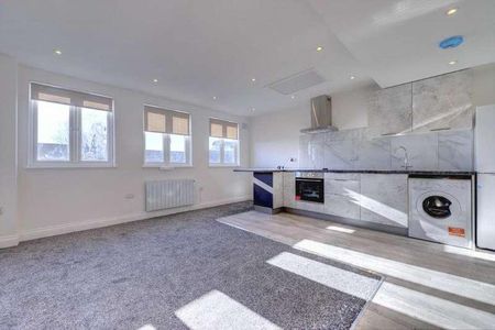 High Street, Ruislip, HA4 - Photo 5