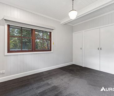 Dual Living Opportunity - Modern Farmhouse Family Home - Photo 3
