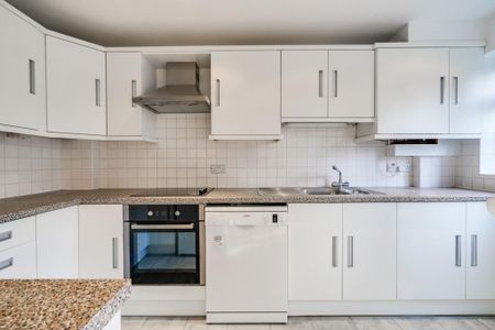 3 bedroom end of terrace house to rent - Photo 5