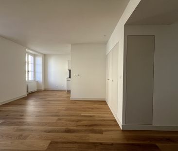 Location Appartement 2 pièces 61m² LE MANS 72000 - Photo 2