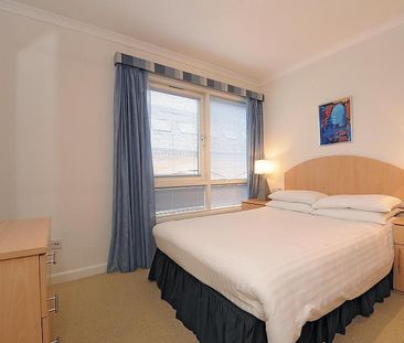 Abbey Hall, Reading, RG1 3FB - Photo 2