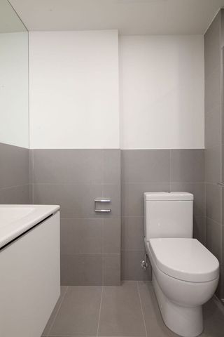 3555 Cote-des-Neiges Road, Montréal, QC - Photo 4