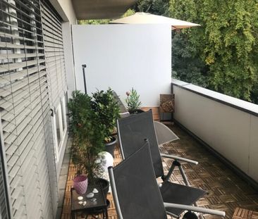 Zentrumsnahe 2-Zimmerwohnung mit großem Balkon zu vermieten ( verfü... - Foto 1