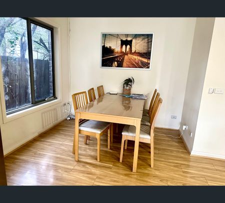 5 Beddoe Avenue, Clayton, Vic 3168 - Photo 2