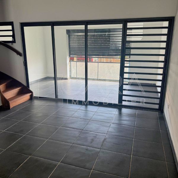 Location Appartement 2 pièces 49m² CAYENNE 97300 - Photo 1