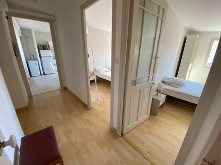 Nimes Maison Carrée appartement T3 meublé - Photo 5