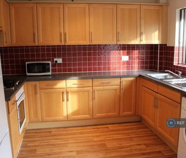 1 bedroom in a house share to rent - Photo 6