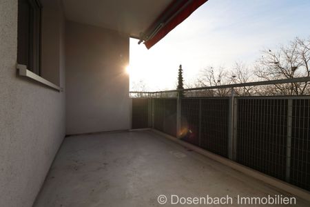 Frisch renovierte 3-Zimmer-Wohnung im 4. Obergeschoss mit Lift und TG-Stellplatz - Photo 3