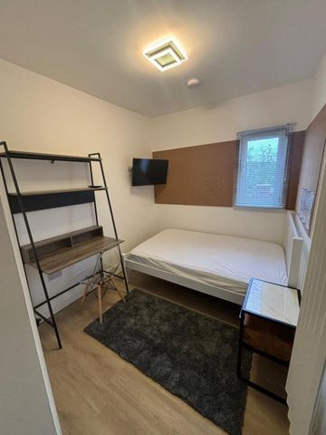 4 bedroom house share to rent - Photo 5