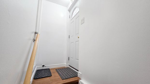 For Lease - 7 Mccrackin Court, Vaughan, Ontario - Photo 1