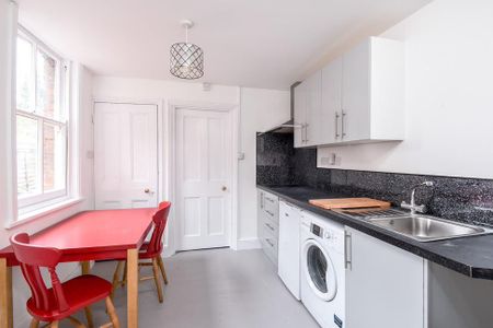 1 bedroom flat to rent - Photo 4