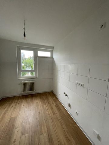 Großzügige 3-Zimmer-Wohnung in Darmstadt-Eberstadt ! - Foto 2