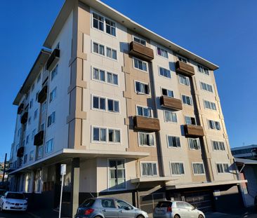 Martin Square Studio Apartment - Photo 2