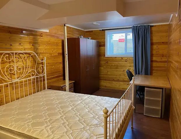 The Huge Bdrm with Privat Bath for single Male ( 22-35age) close to Deerfoot Cty | Calgary - Photo 1