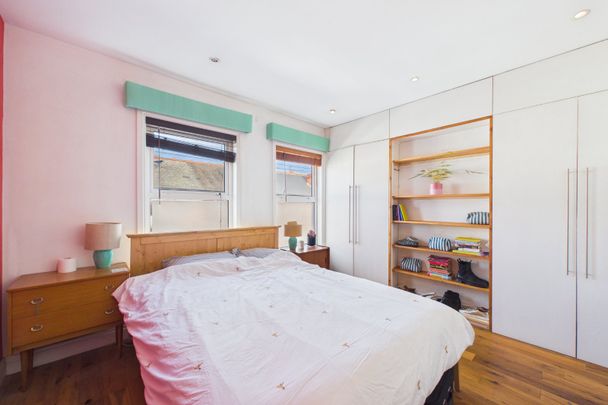 3 bedroom House in Wilton Road, Reading - Photo 1