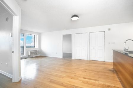 Appartement à louer - Photo 2