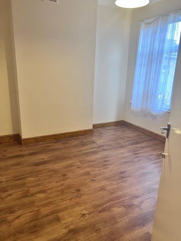 Room in a Shared Flat, Upland Road, SE22 - Photo 3