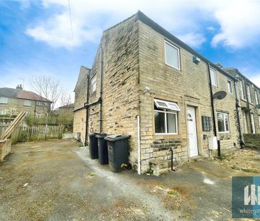 1 bedroom in a house share to rent - Photo 3