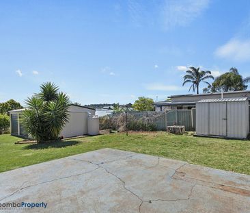 Close to City Centre with huge ADDITIONAL SHED! - Photo 3