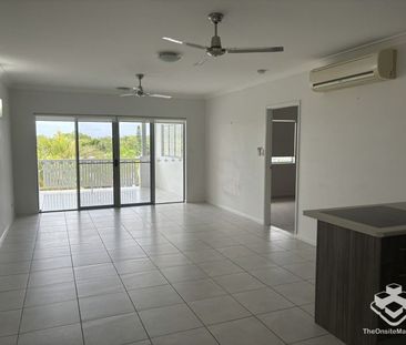 3 BEDROOM NON-FURNISHED UNIT IN TROPICAL RESORT STYLE APARTMENTS - Photo 3