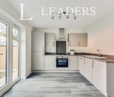 2 bedroom semi-detached house to rent - Photo 4