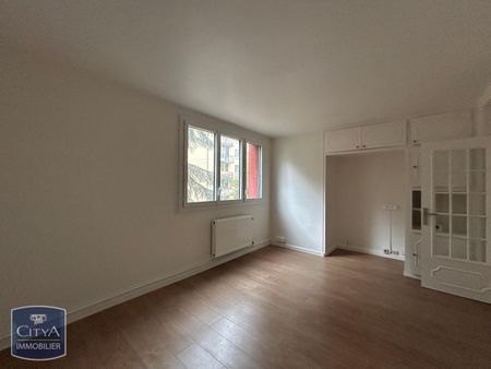 Location Appartement 3 pièces 55m² STE GENEVIEVE DES BOIS 91700 - Photo 2