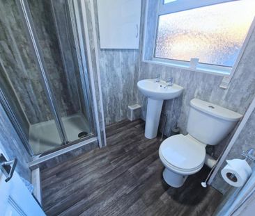 1 bedroom in a house share to rent - Photo 6