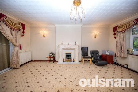 5 bedroom detached house to rent - Photo 2