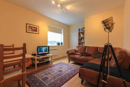 Marlborough Road, Cardiff, CF23 - Photo 5