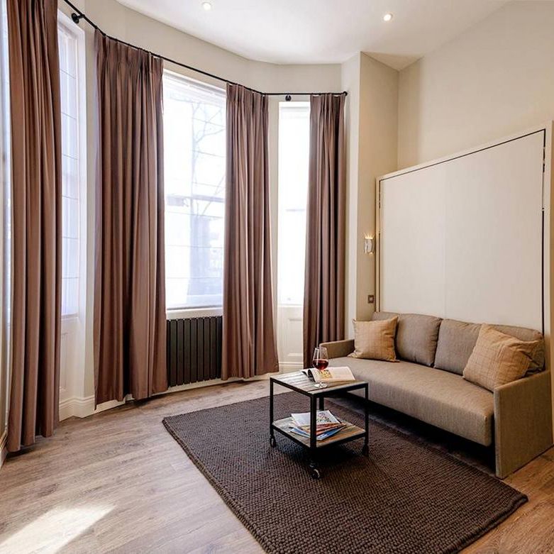 Studio to rent - Photo 1