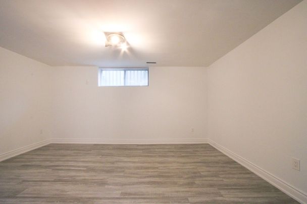 For Lease - 34 Glenmanor Drive Unit# Basement, Oakville, Ontario - Photo 1