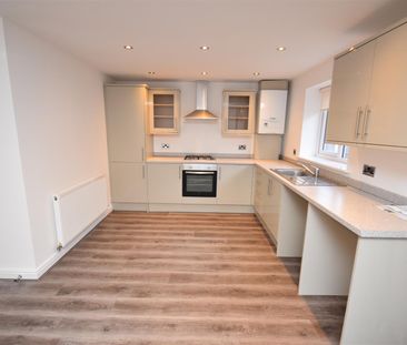 Victoria Fields, Birkenhead - Photo 3