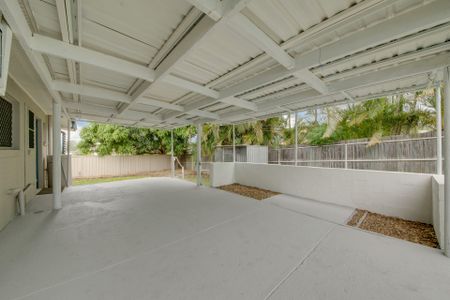 MOVE-IN-READY GEM IN NEW AUCKLAND - Photo 3