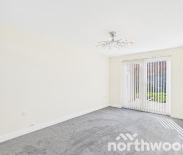 3 bedroom detached house to rent - Photo 5