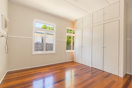 4 Union Street, Hyde Park QLD 4812 - House For Rent | Domain - Photo 3