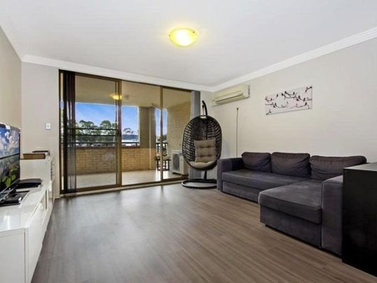 4/1A James Street, Baulkham Hills NSW 2153 - Apartment For Rent | Domain - Photo 1