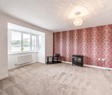 4 bed detached house to rent in Roseden Way, Great Park, NE13 - Photo 1