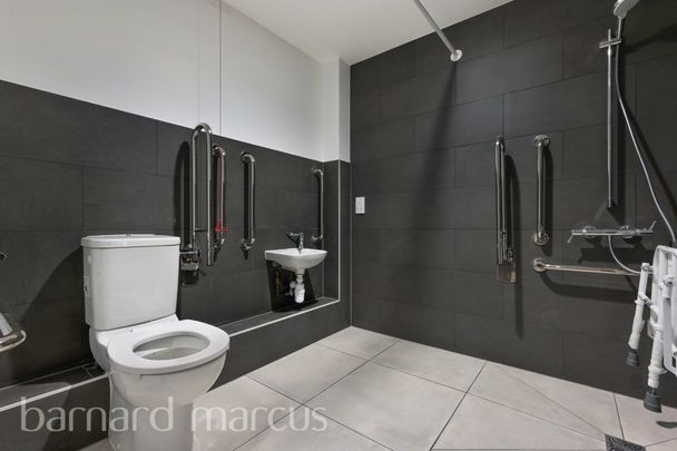 Victoria Road - Photo 1