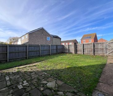 Eastfields - Photo 6