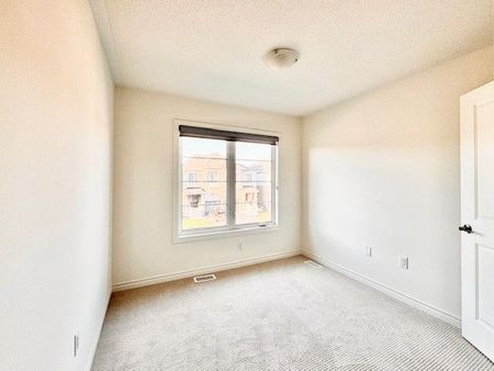 For Lease - 154 Shepherd Drive, Barrie, Ontario - Photo 3