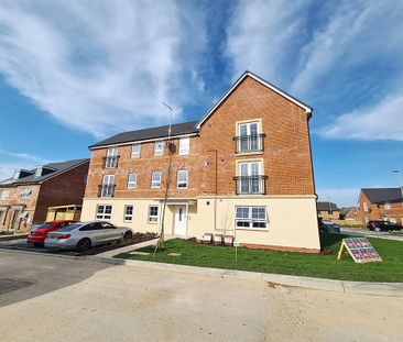 2 bed flat to rent in Stevenson court, Tabitha close, Poole, BH15 4FT - Photo 2