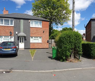 2 bedroom maisonette to rent - Photo 2