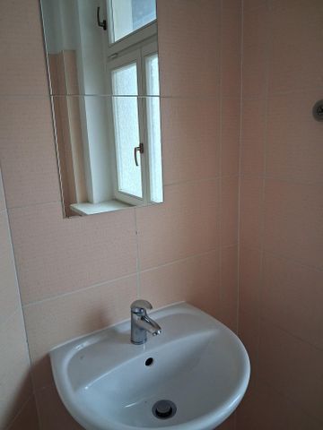 Pronájem bytu 1+1 35 m² - Fotografie 4