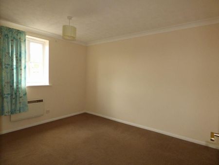 3 bedroom terraced house to rent - Photo 2