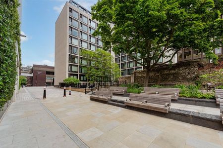 Wood Street, London - Photo 5