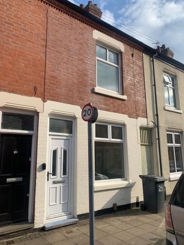 2 Bed Mid Terrace Bolton Road Leicester LE3 - Ace Properties - Photo 4