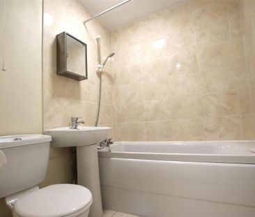 Studio to rent - Photo 6