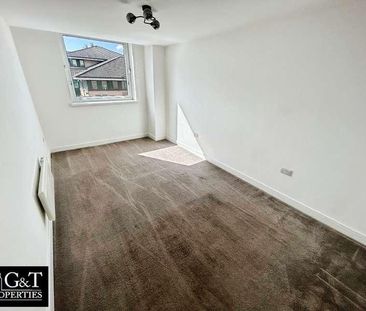 Apartment, Landmark, Waterfront West, Brierley Hill, DY5 - Photo 2