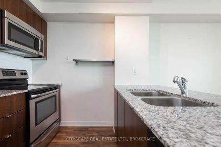 For Lease - 55 East Liberty Street Unit# 910, Toronto, Ontario - Photo 2